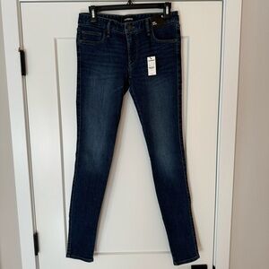 NWT Express Women’s Jeans - Skinny Low Rise - Size 4 Long